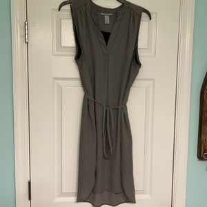 H&M sleeveless tie- belt v neck dress, size 12